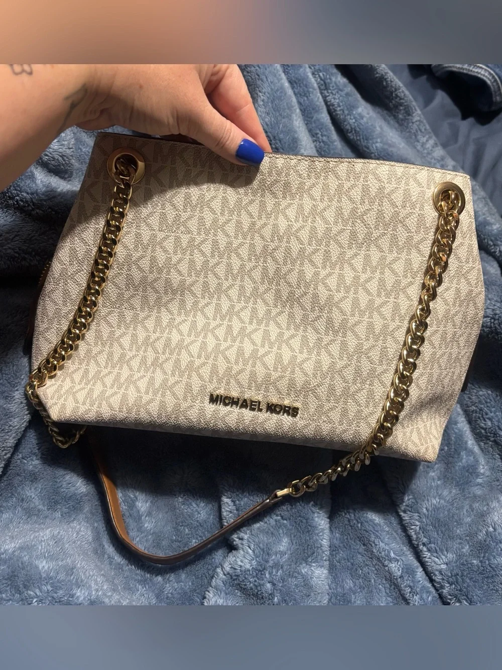 Michael Kors Signature Beige and Gold Chain Shoulder Bag